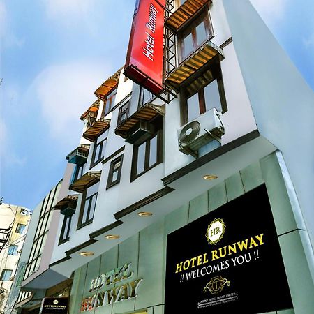 Airport Hotel Runway New Delhi Ngoại thất bức ảnh