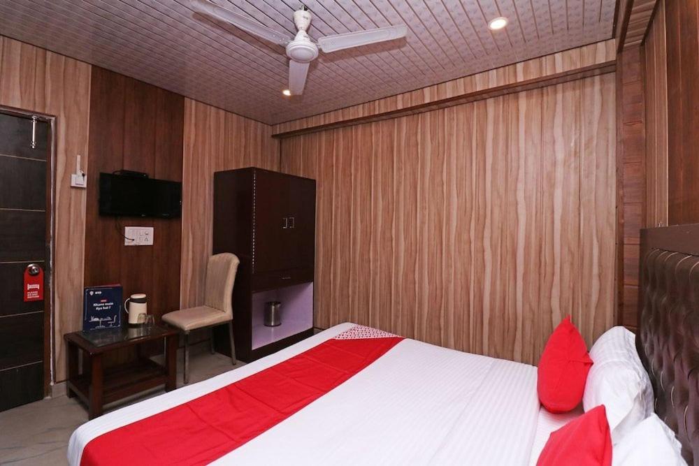 Airport Hotel Runway New Delhi Ngoại thất bức ảnh