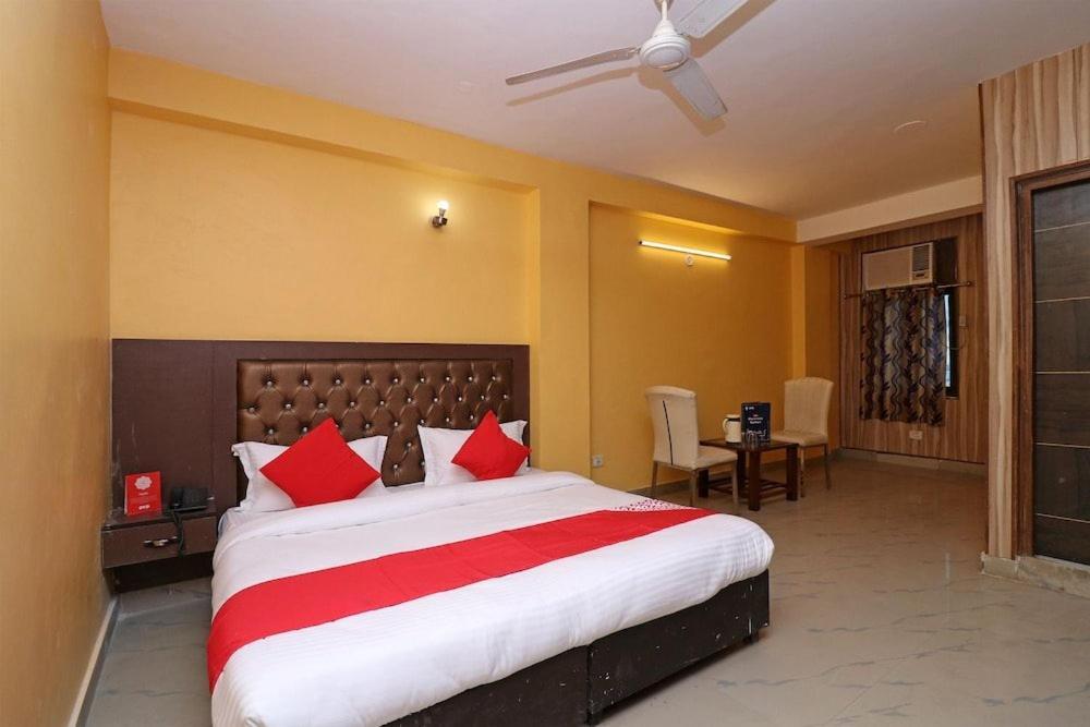 Airport Hotel Runway New Delhi Ngoại thất bức ảnh