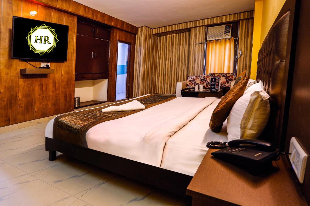 Airport Hotel Runway New Delhi Ngoại thất bức ảnh